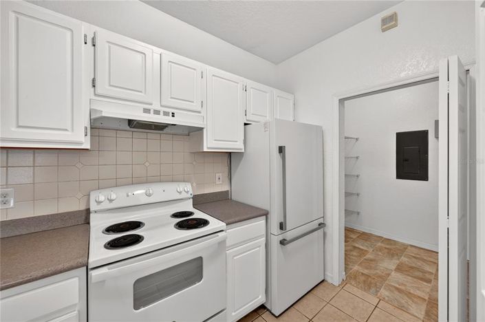 Image No.17-2 Bed Apartment for sale
