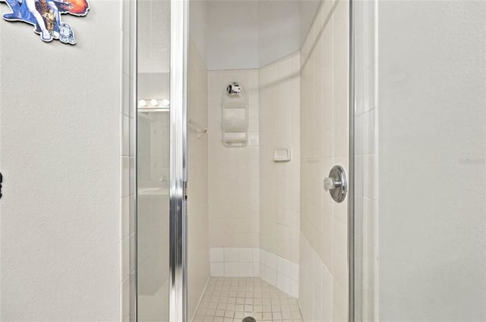 Image No.28-4 Bed House for sale