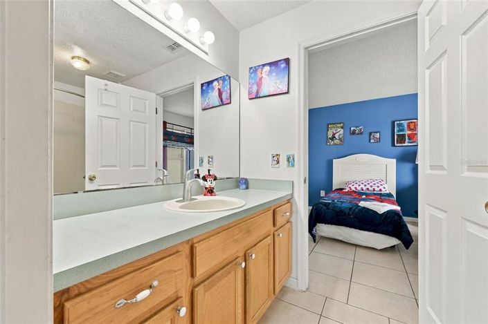 Image No.32-4 Bed House for sale