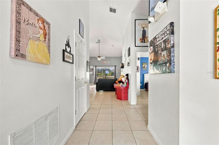 Image No.8-4 Bed House for sale