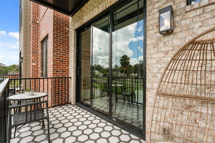 Image No.31-3 Bed Townhouse for sale