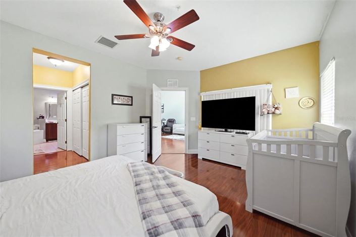 Image No.24-3 Bed Townhouse for sale