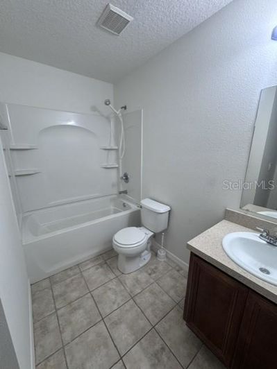 Image No.11-3 Bed Townhouse for sale