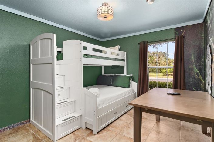 Image No.24-3 Bed House for sale