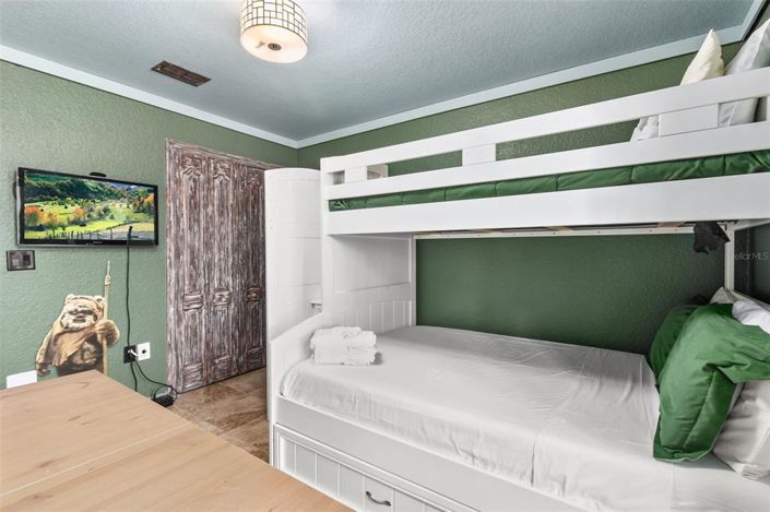 Image No.26-3 Bed House for sale