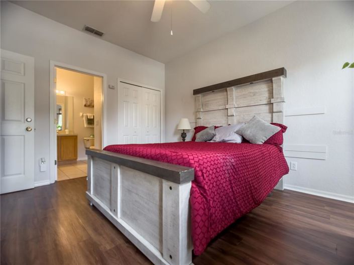 Image No.5-4 Bed Townhouse for sale