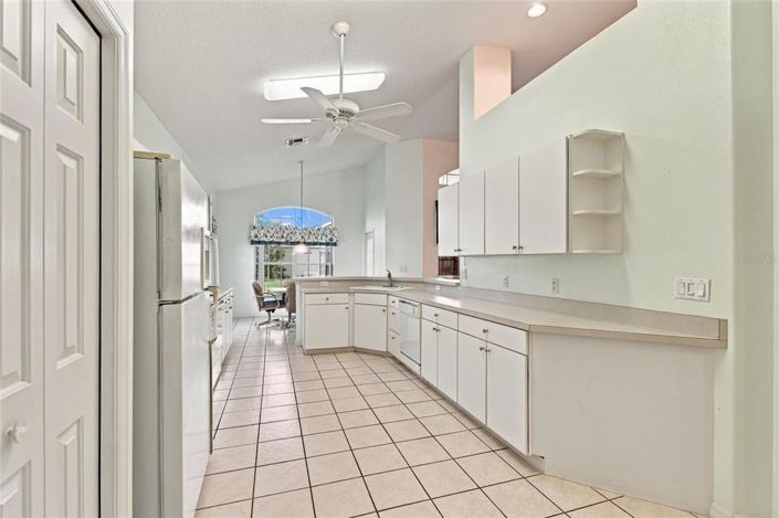 Image No.23-3 Bed House for sale