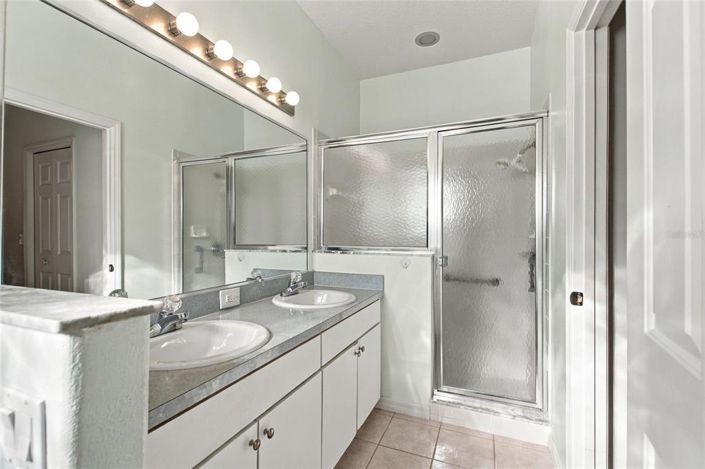 Image No.28-3 Bed House for sale