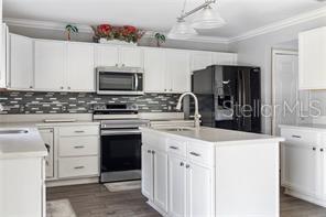 Image No.6-4 Bed House for sale