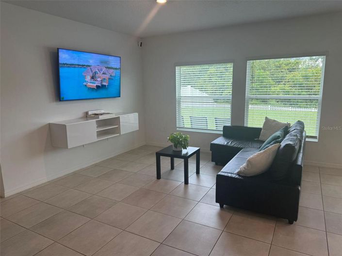 Image No.4-3 Bed House for sale