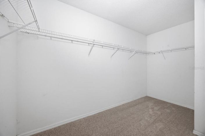 Image No.28-4 Bed House for sale