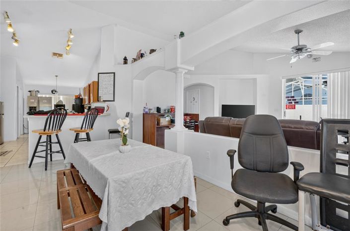 Image No.13-4 Bed House for sale