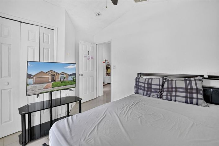 Image No.16-4 Bed House for sale