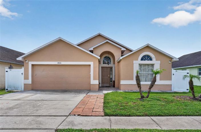 Image No.2-4 Bed House for sale
