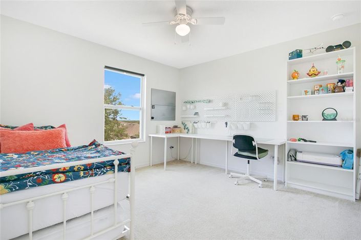 Image No.18-4 Bed House for sale