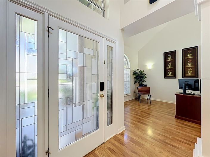 Image No.12-4 Bed House for sale