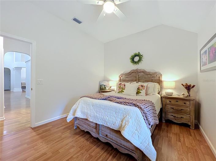 Image No.35-4 Bed House for sale