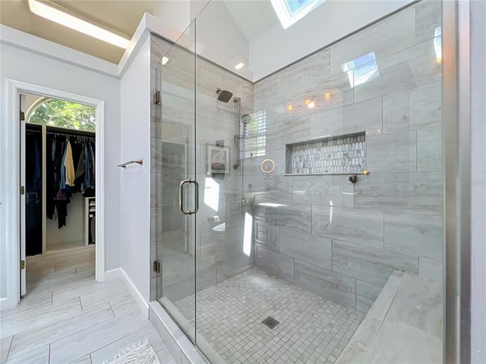 Image No.42-4 Bed House for sale