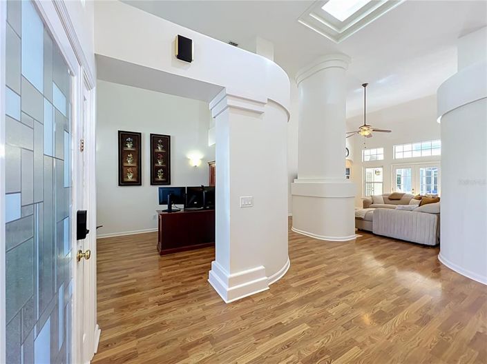 Image No.6-4 Bed House for sale