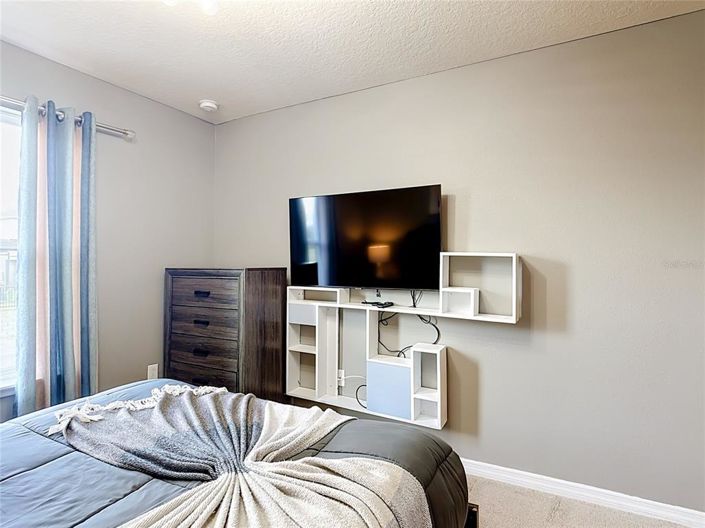 Image No.40-5 Bed Townhouse for sale