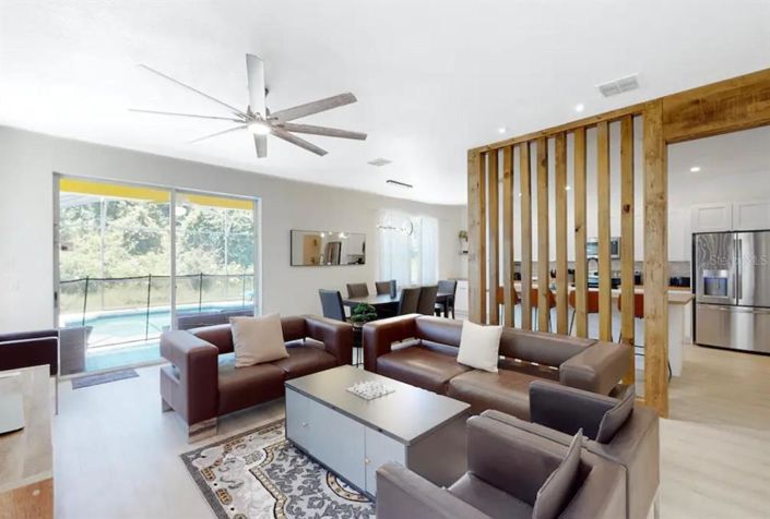 Image No.17-4 Bed House for sale