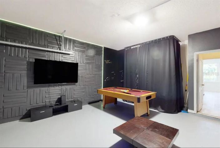 Image No.19-4 Bed House for sale