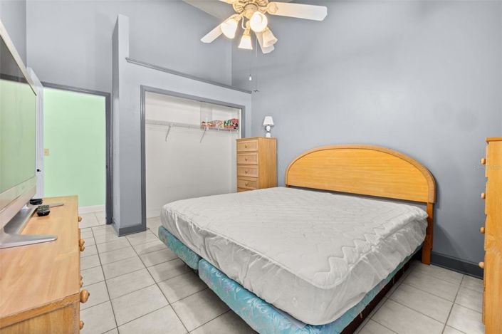 Image No.19-4 Bed House for sale