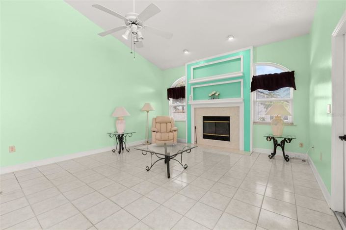Image No.29-4 Bed House for sale