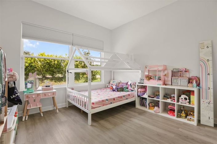 Image No.30-3 Bed House for sale