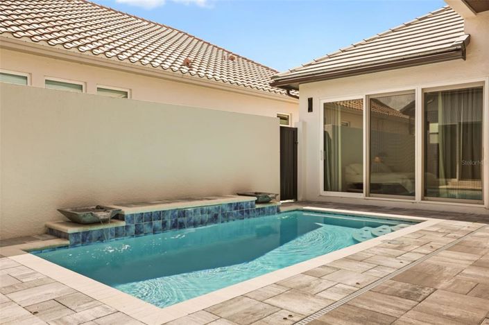 Image No.7-3 Bed House for sale