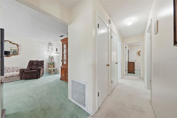 Image No.16-3 Bed House for sale