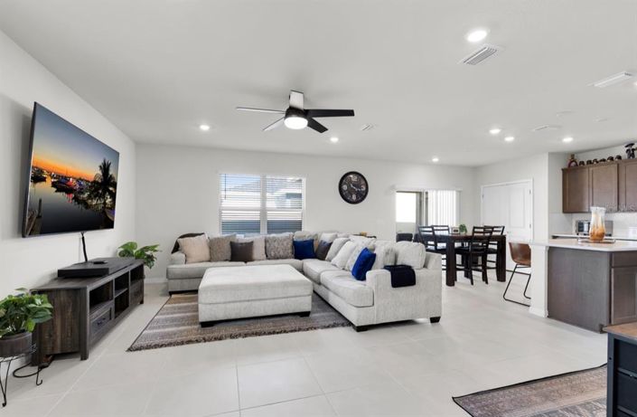 Image No.6-4 Bed House for sale