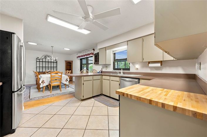 Image No.12-3 Bed House for sale