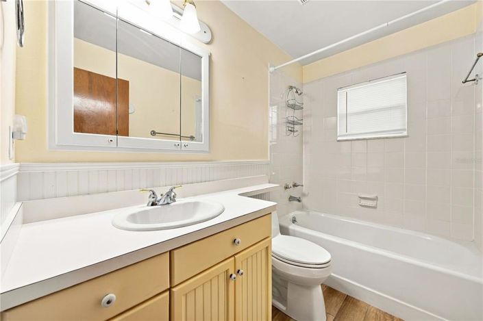 Image No.21-3 Bed House for sale