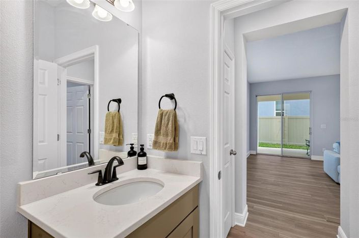 Image No.25-5 Bed House for sale