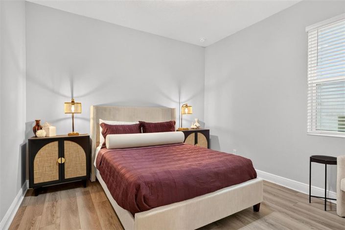 Image No.26-5 Bed House for sale