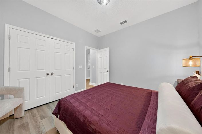 Image No.27-5 Bed House for sale