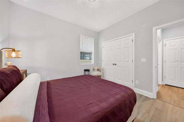 Image No.28-5 Bed House for sale