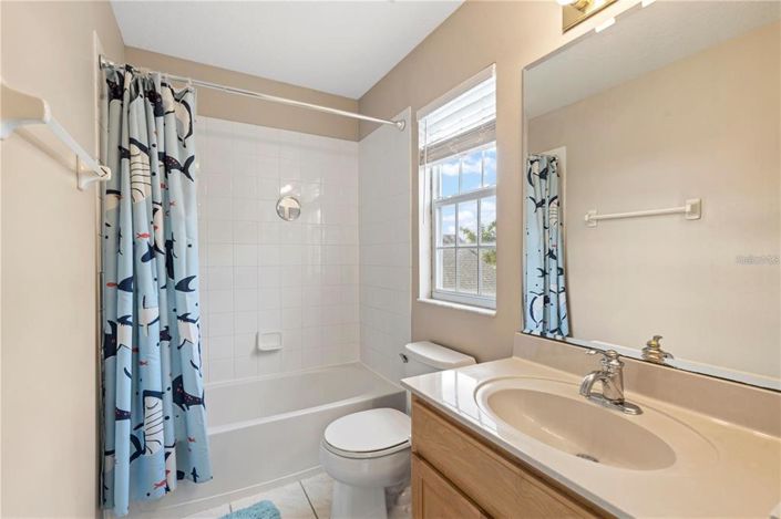 Image No.15-3 Bed House for sale