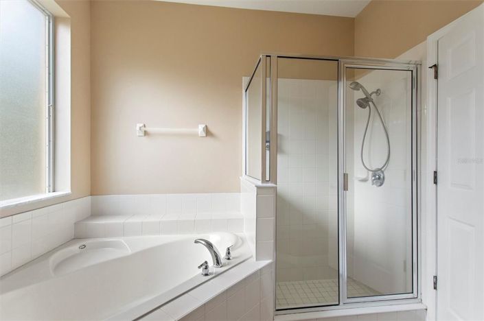 Image No.22-5 Bed House for sale