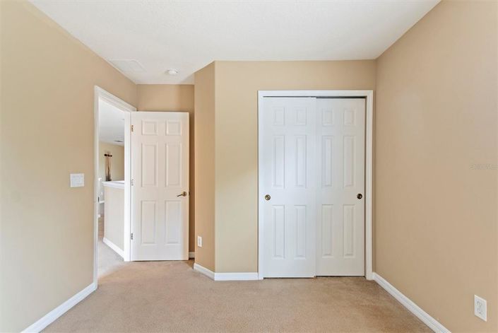 Image No.38-5 Bed House for sale