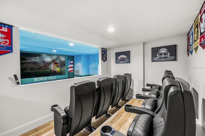 Image No.43-6 Bed House for sale