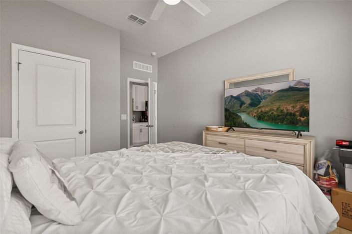 Image No.20-4 Bed House for sale