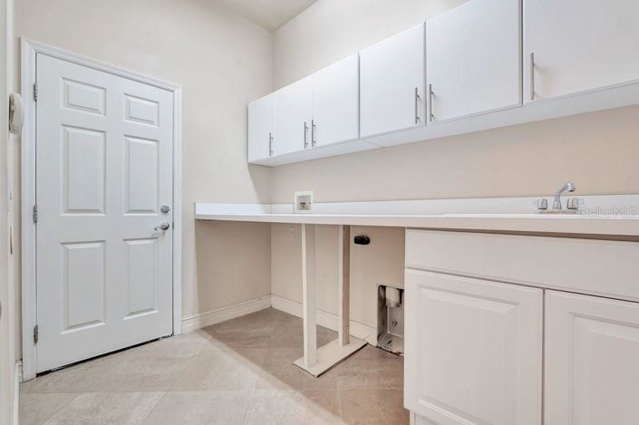 Image No.39-4 Bed Apartment for sale