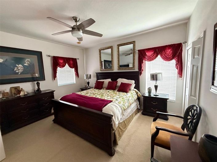 Image No.22-6 Bed House for sale
