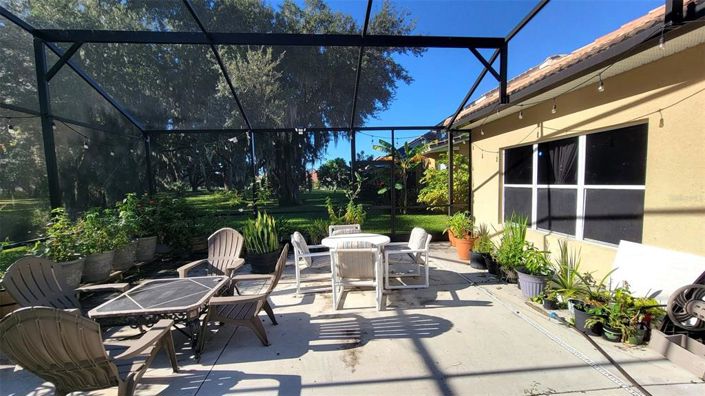 Image No.29-6 Bed House for sale