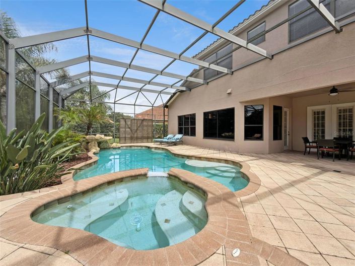 Image No.25-6 Bed House for sale