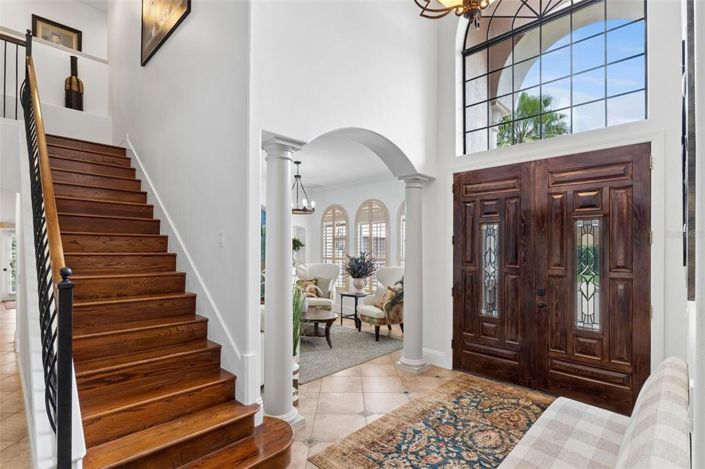 Image No.4-6 Bed House for sale