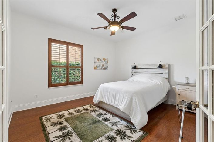 Image No.46-6 Bed House for sale