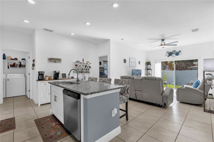 Image No.8-3 Bed House for sale
